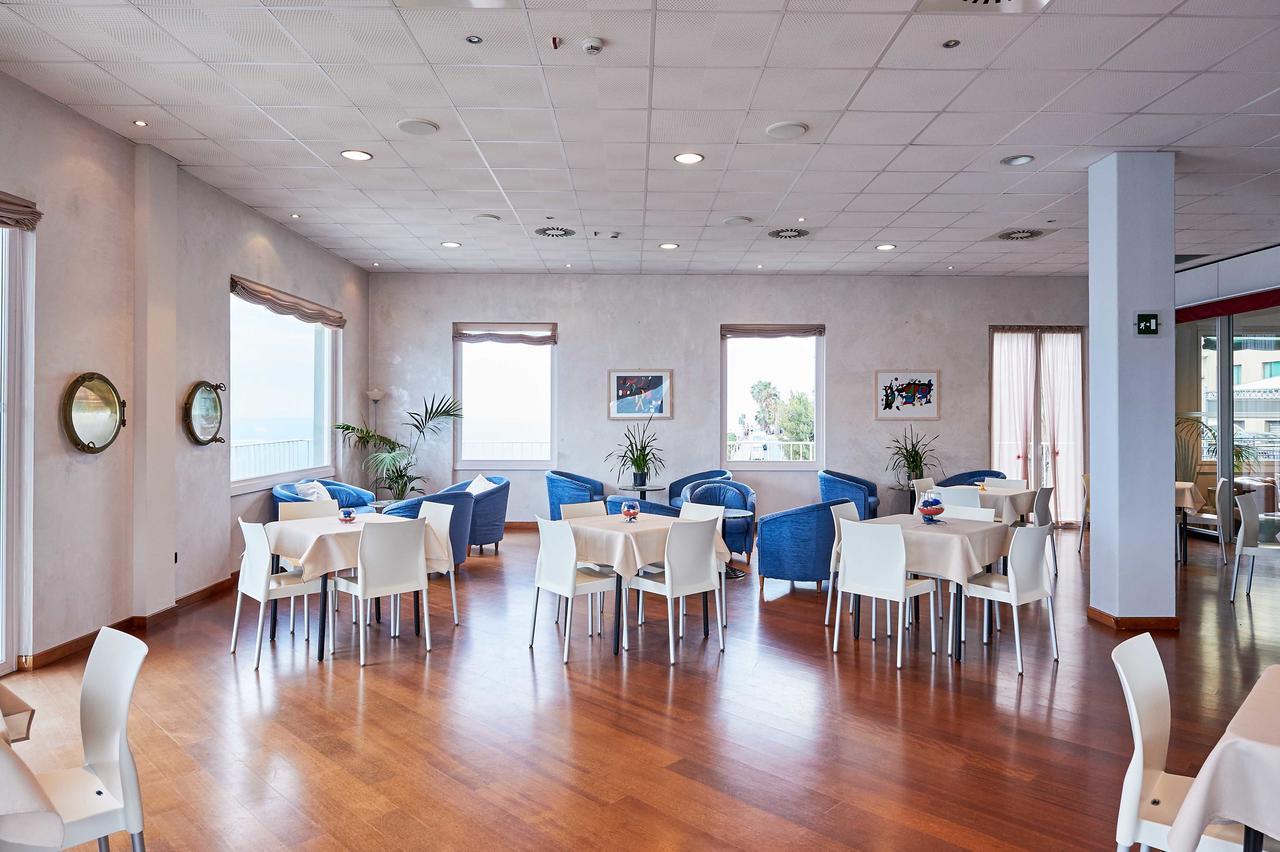 Hotel Corallo 임페리아 외부 사진